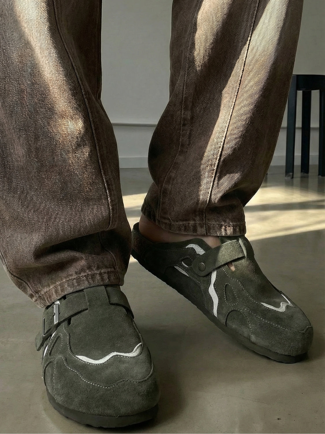 DCRB Wavey Clogs - Army Green